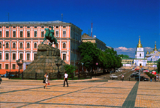 Bohdan Khmelnitsky Square