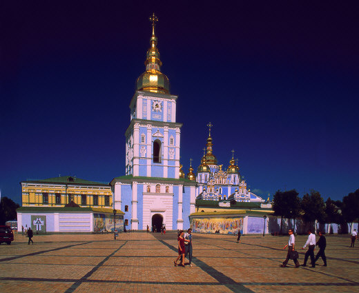 Mykhaylivsky Zolotoverkhy Monastery